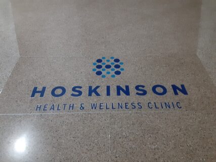 チャールズ・ホスキンソン氏が立ち上げた「Hoskinson Health and Wellness Clinic」で、ADAでサービス料金を支払可能に